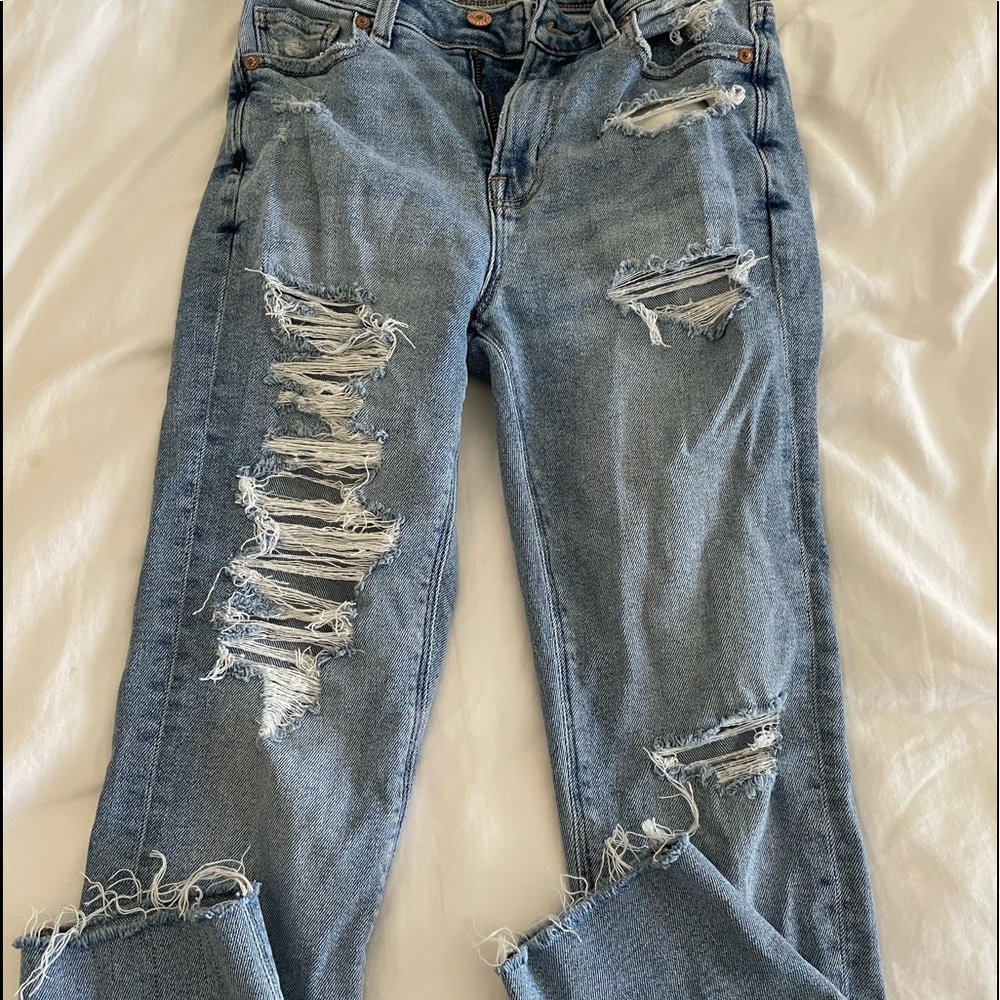 American Eagle Stretch Mom Jeans, worn once:)